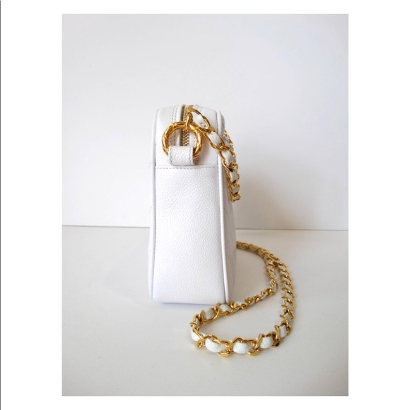 1980s Chanel White Caviar Chevron Stitched Bag - Picture 5 of 8